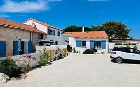Clos Des Aigrettes -6 Gites De Charme Et Confort A 30M Du Port De La Cotiniere